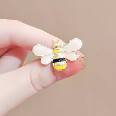 Trâm trong triều cá tính Nhật Bản đồ trang sức nhỏ dễ thương nam và nữ phụ kiện áo len Xiao Zhan cùng huy hiệu kim loại ghim - Trâm cài