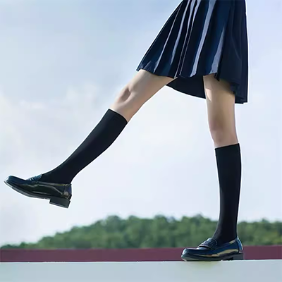 Tất dài đến đầu gối Vớ dài đến đầu gối nữ vớ bắp chân ống trung JK Nhật Bản màu đen ống dài ống cao dài đến đầu gối Vớ dài đến đầu gối nửa chân Vớ dài đến đầu gối - Vớ giảm béo