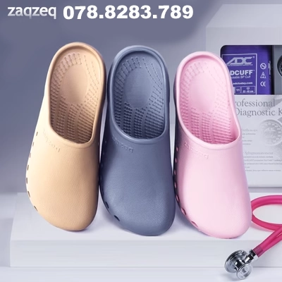 Phòng mổ giày y tá giày lỗ thí nghiệm nam bác sĩ chăm sóc đặc biệt giày làm việc ICU giày nữ thoáng khí chống trượt giày baotou